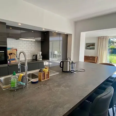 Very Pleasant Single-storey For 6 People 빌라 *