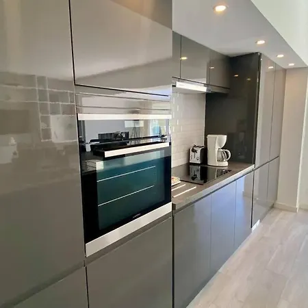 빌라 Very Pleasant Single-storey For 6 People *