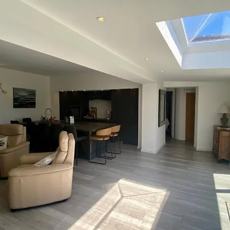 Very Pleasant Single-storey For 6 People