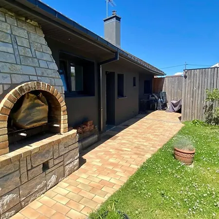 Very Pleasant Single-storey For 6 People فيلة *